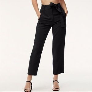 Aritzia Wilfred Jallade High-Waisted Crop Pants